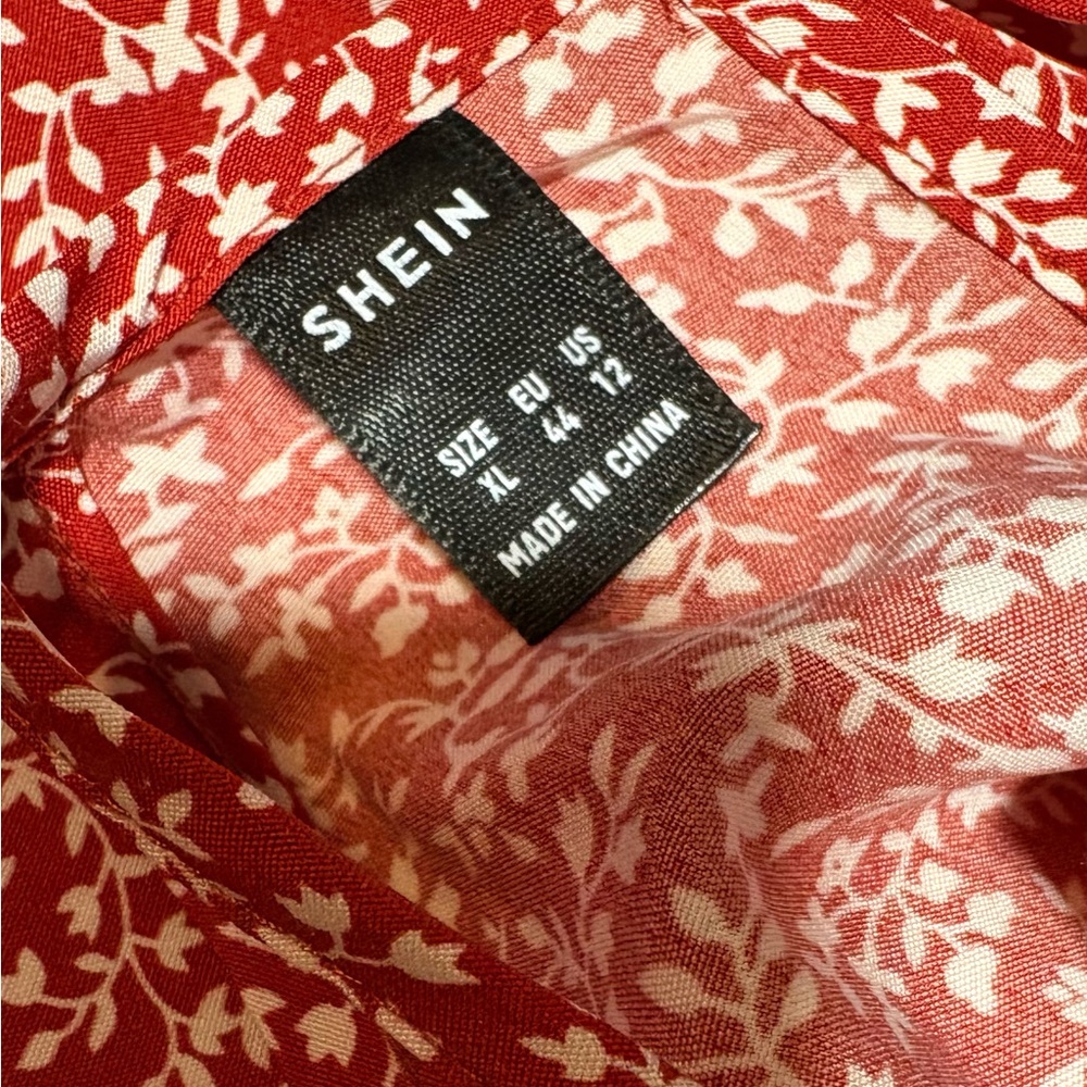 Red Floral Top - Picture 5 of 5